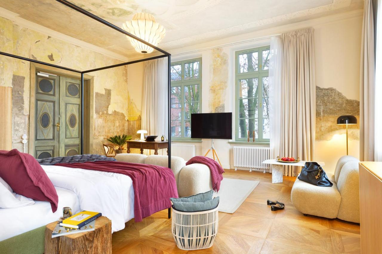 Arche Dwor Uphagena Апарт-готель 4*